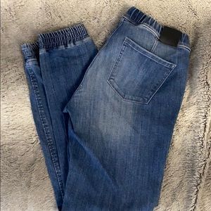 Worn 1x Dish-Denim
